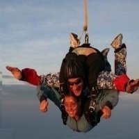 fly-free-skydiving-in-mo