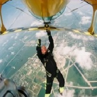 rapid-descent-skydiving-in-mo
